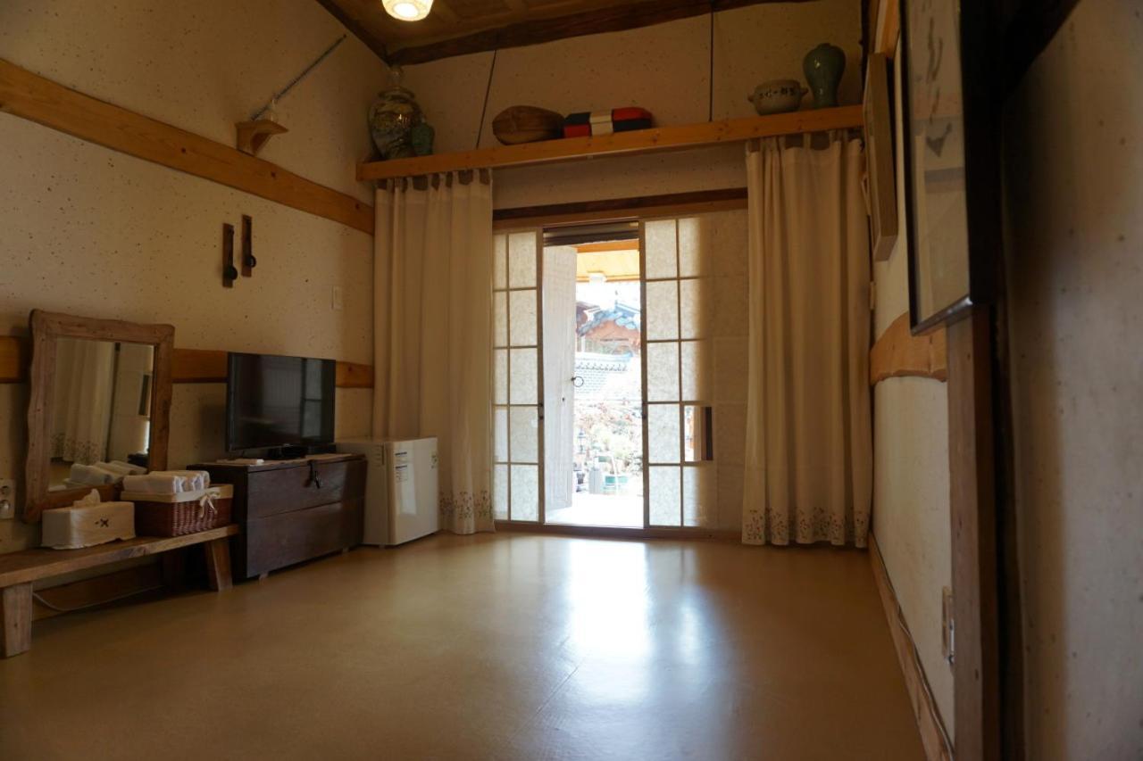 Hanok Madang Jeonju Extérieur photo